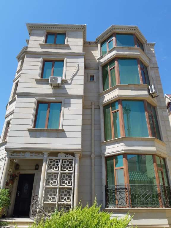 Bakı Badamdar, Bakı, Азербайджан Azərbaycanda günlük kirayə Həyət evi / Villa 400 AZN-a 8 otaqlı
