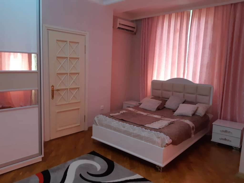 Bakı Badamdar, Bakı, Азербайджан günlük kirayə Həyət evi / Villa 400 AZN-a 8 otaqlı