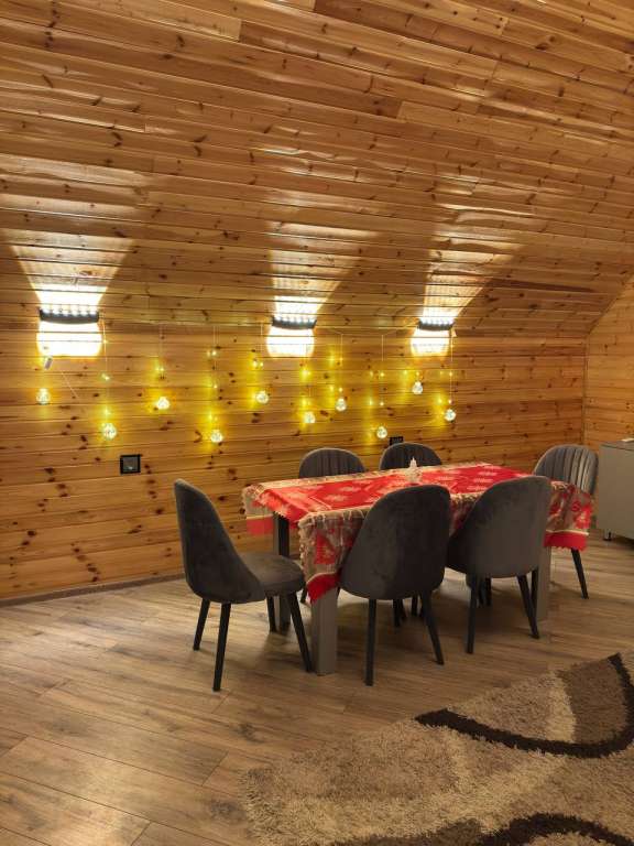 Quba Qımıl-qazma, Quba, Azerbaycan günlük kirayə A-Frame 200 AZN-a 4 otaqlı