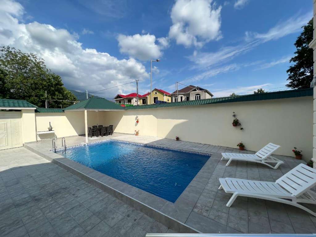 Qəbələ XRRV+RRV, Kebele, Azerbaycan günlük kirayə Həyət evi / Villa 150 AZN-a 6 otaqlı