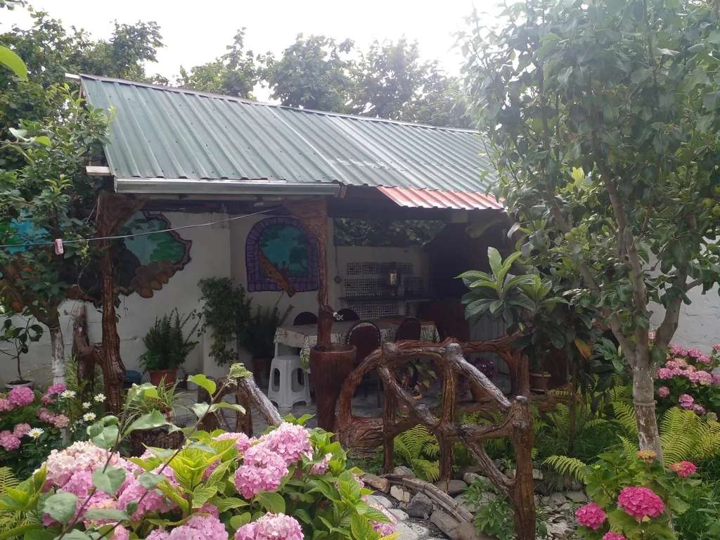 Qax Qaxbaş günlük kirayə Həyət evi / Villa 70 AZN-a 3 otaqlı