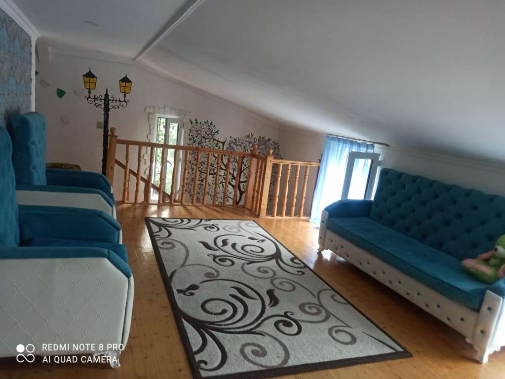 Qax Qaxbaş günlük kirayə Həyət evi / Villa 70 AZN-a 3 otaqlı