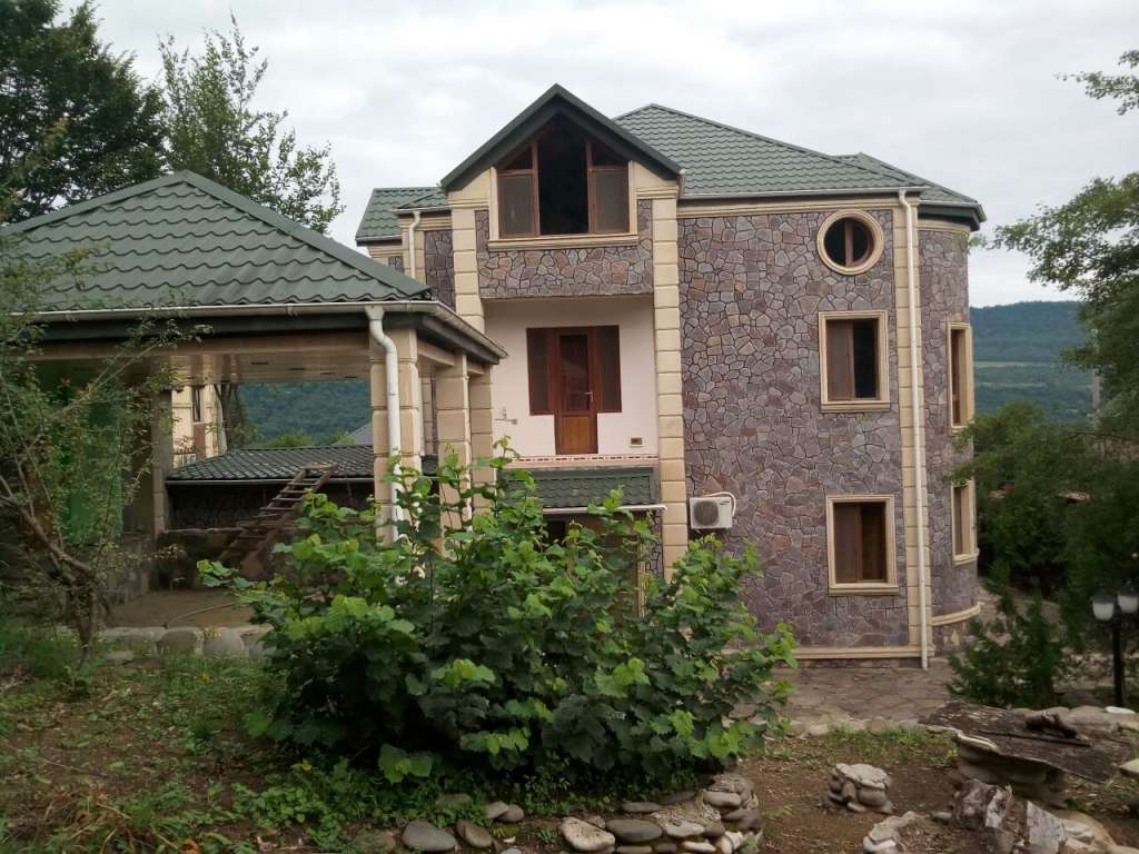 Quba Quba, Азербайджан Azərbaycanda günlük kirayə Həyət evi / Villa 300 AZN-a 5 otaqlı