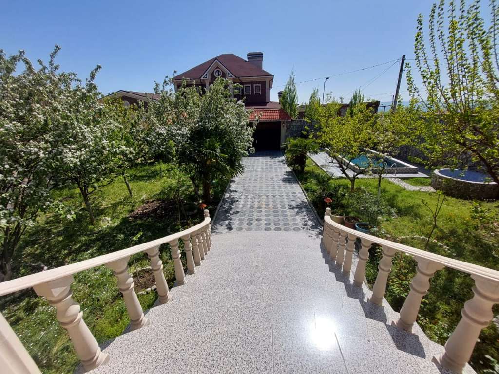 Şəki Salman Mümtaz, Şeki, Azerbaycan günlük kirayə Həyət evi / Villa 100 AZN-a 4 otaqlı