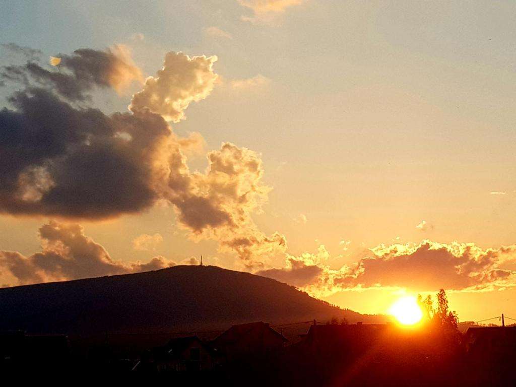 Qusar Qusar, Азербайджан günlük kirayə Həyət evi / Villa 200 AZN-a 5 otaqlı