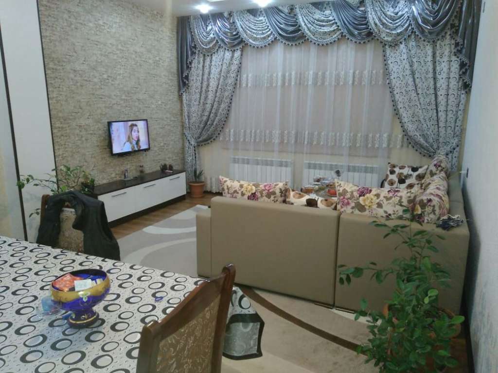 Qusar Qusar, Азербайджан Azərbaycanda günlük kirayə Həyət evi / Villa 140 AZN-a 4 otaqlı