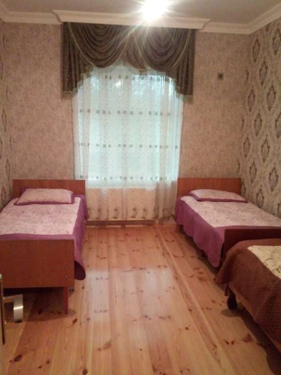 Qəbələ Qəbələ, Азербайджан günlük kirayə Həyət evi / Villa 70 AZN-a 3 otaqlı