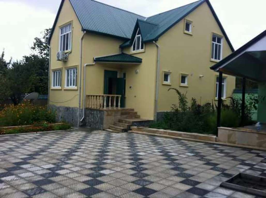 Qəbələ Qəbələ, Азербайджан Azərbaycanda günlük kirayə Həyət evi / Villa 150 AZN-a 5 otaqlı