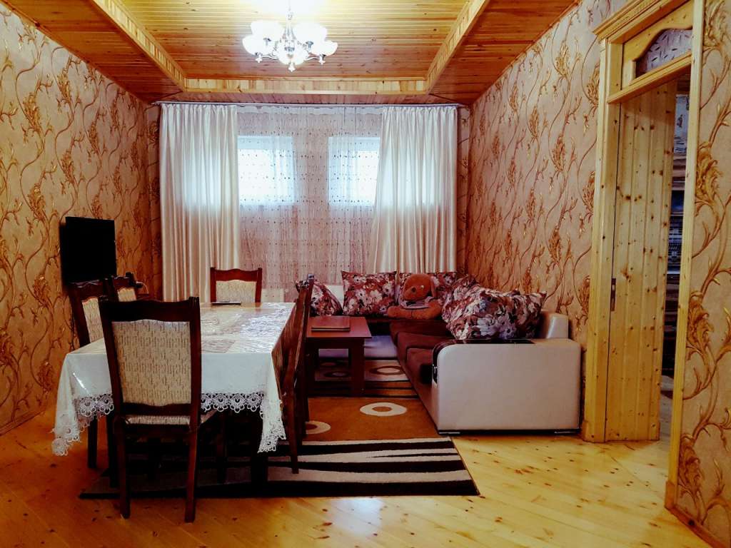 Qəbələ Qəbələ, Азербайджан günlük kirayə Həyət evi / Villa 150 AZN-a 5 otaqlı