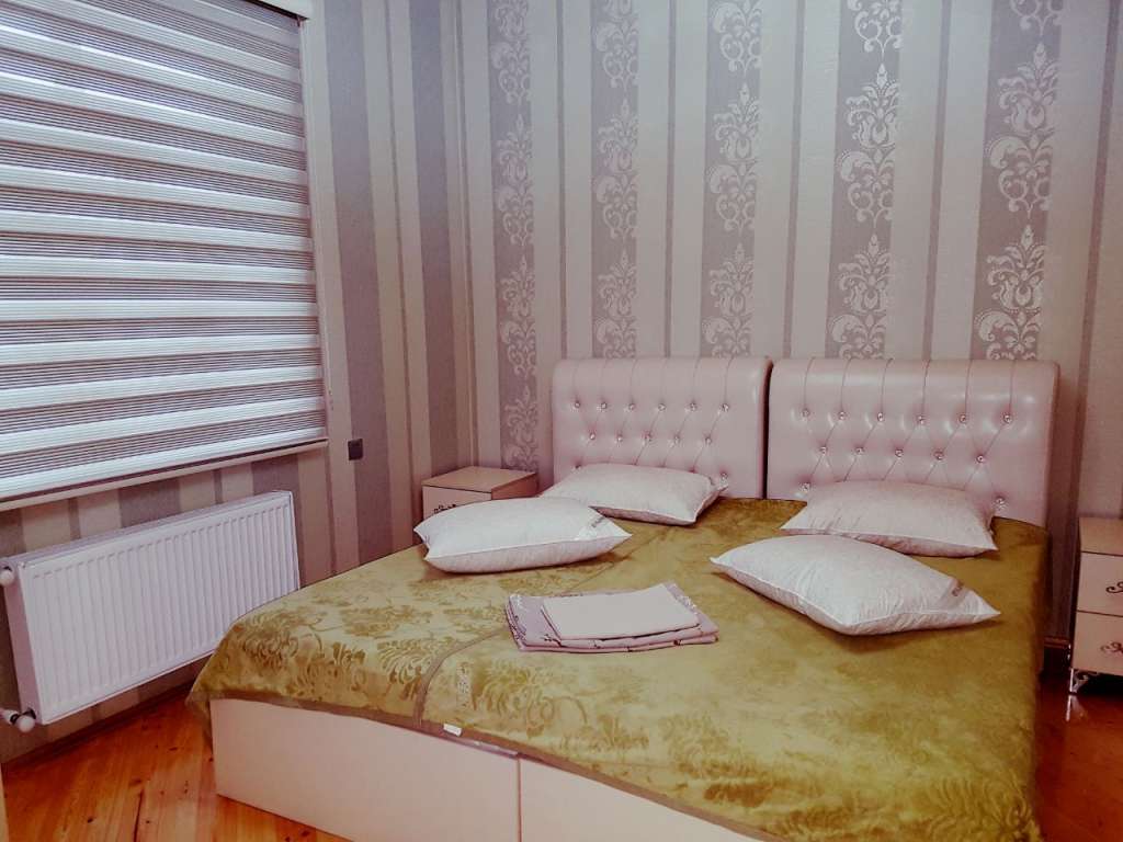Qəbələ Qəbələ, Азербайджан günlük kirayə Həyət evi / Villa 150 AZN-a 5 otaqlı