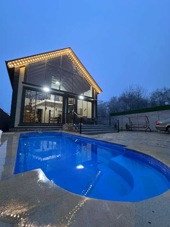 Quba 9937+77 Uzunmeşə, Azərbaycan günlük kirayə Həyət evi / Villa 250 AZN-a 5 otaqlı