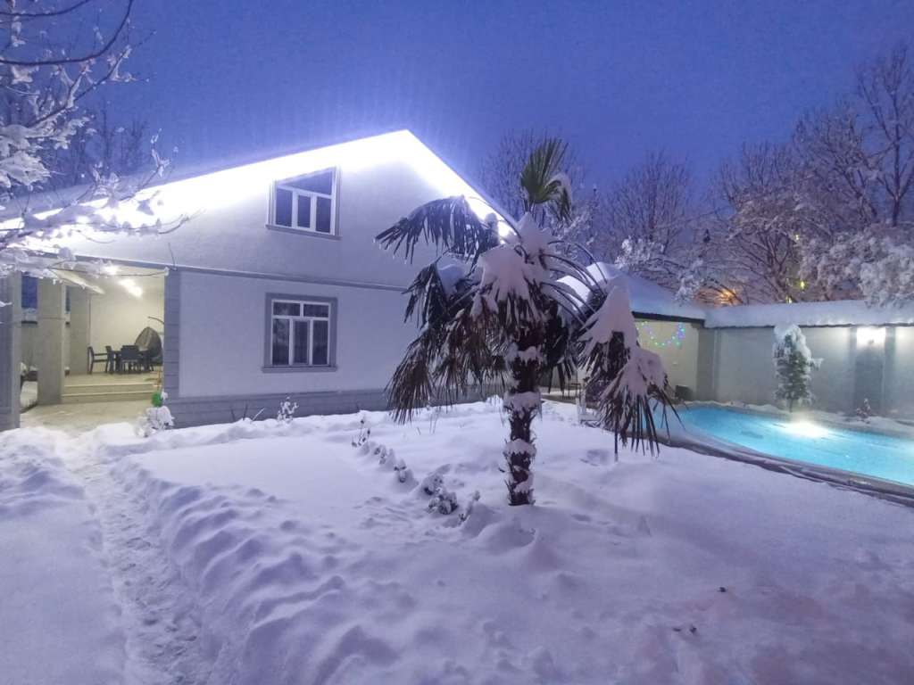 Qəbələ XX62+54 Вандам, Азербайджан günlük kirayə Həyət evi / Villa 150 AZN-a 4 otaqlı