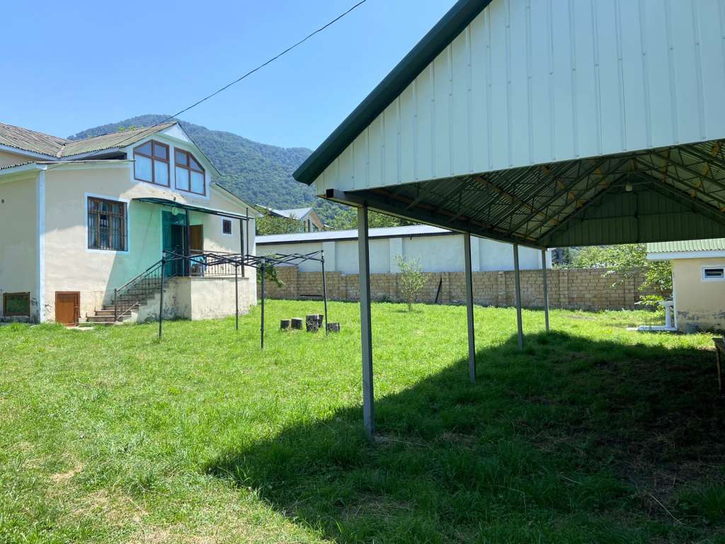 Qəbələ 2V2C+GXM, Kebele, Azerbaycan günlük kirayə Həyət evi / Villa 100 AZN-a 5 otaqlı