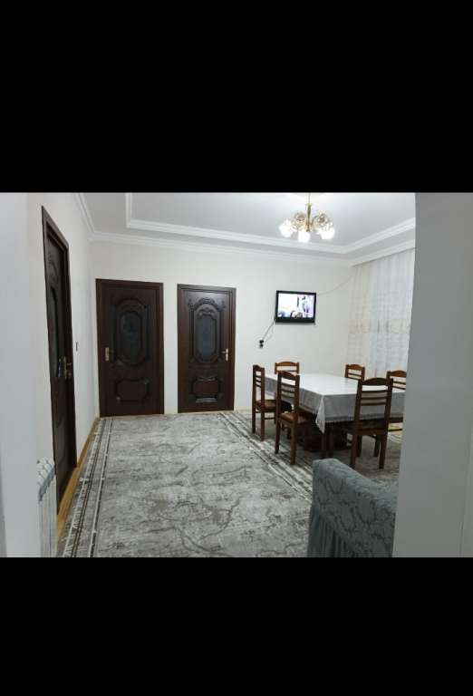 Quba Quba, rayonu Amsar kəndi günlük kirayə Həyət evi / Villa 80 AZN-a 5 otaqlı