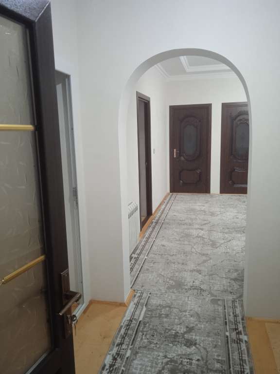 Quba Quba, rayonu Amsar kəndi günlük kirayə Həyət evi / Villa 80 AZN-a 5 otaqlı