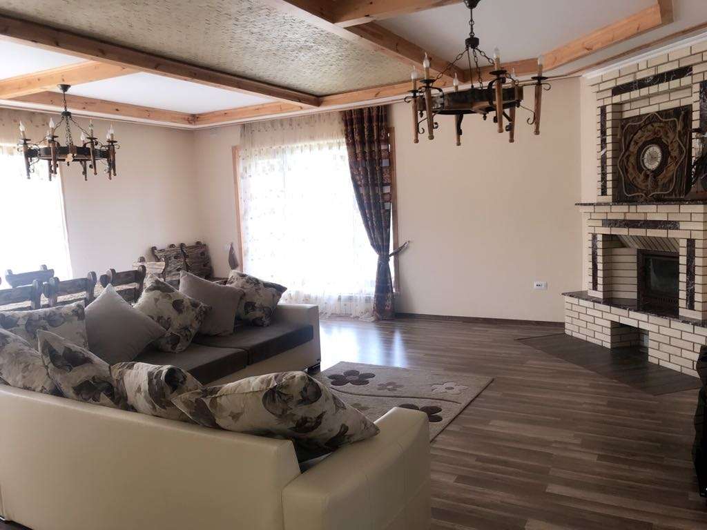 Quba Quba rayonu günlük kirayə Həyət evi / Villa 250 AZN-a 6 otaqlı