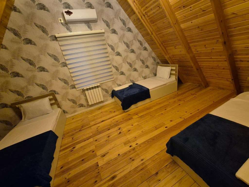 Qəbələ Qəbələ, Азербайджан günlük kirayə Həyət evi / Villa 150 AZN-a 4 otaqlı