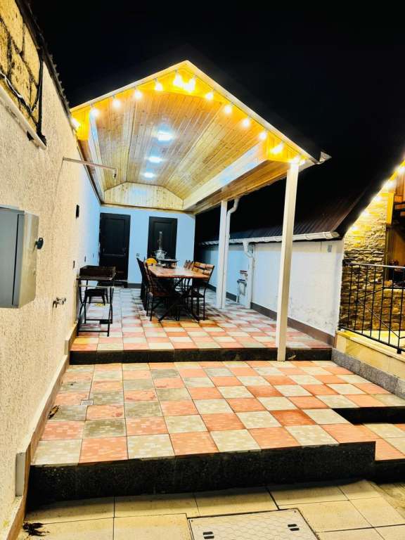 Qəbələ Qəbələ, Азербайджан günlük kirayə Həyət evi / Villa 150 AZN-a 4 otaqlı