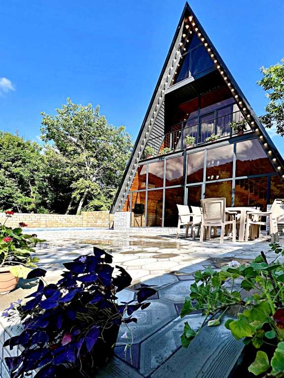 Qəbələ Qəbələ, Азербайджан günlük kirayə A-Frame 160 AZN-a 2 otaqlı