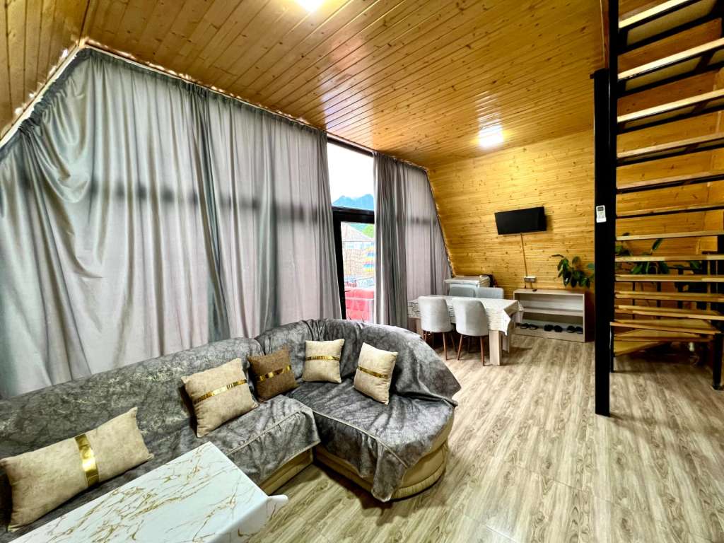 Qəbələ Qəbələ, Азербайджан günlük kirayə Həyət evi / Villa 140 AZN-a 4 otaqlı