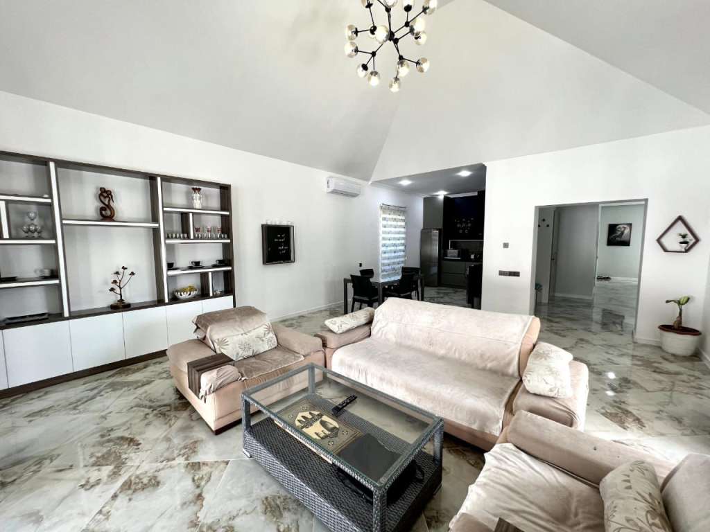 Qəbələ Qəbələ, Азербайджан günlük kirayə Həyət evi / Villa 200 AZN-a 5 otaqlı