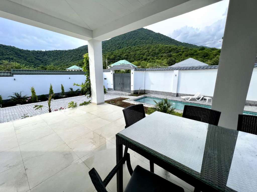 Qəbələ Qəbələ, Азербайджан günlük kirayə Həyət evi / Villa 200 AZN-a 5 otaqlı