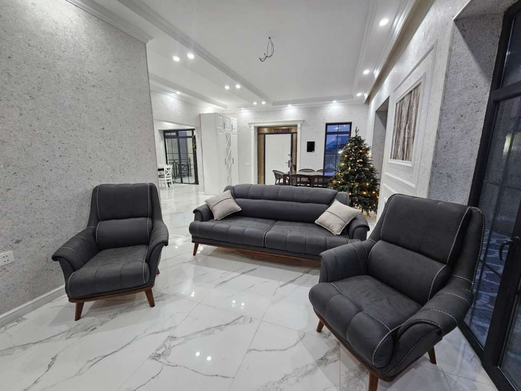 Qəbələ Qəbələ, Азербайджан günlük kirayə Həyət evi / Villa 150 AZN-a 5 otaqlı