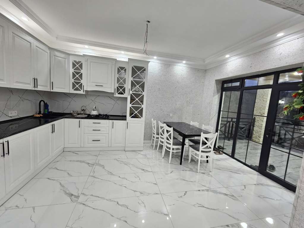 Qəbələ Qəbələ, Азербайджан günlük kirayə Həyət evi / Villa 150 AZN-a 5 otaqlı