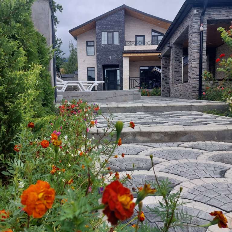 Qəbələ Qəbələ, Азербайджан Azərbaycanda günlük kirayə Həyət evi / Villa 150 AZN-a 5 otaqlı