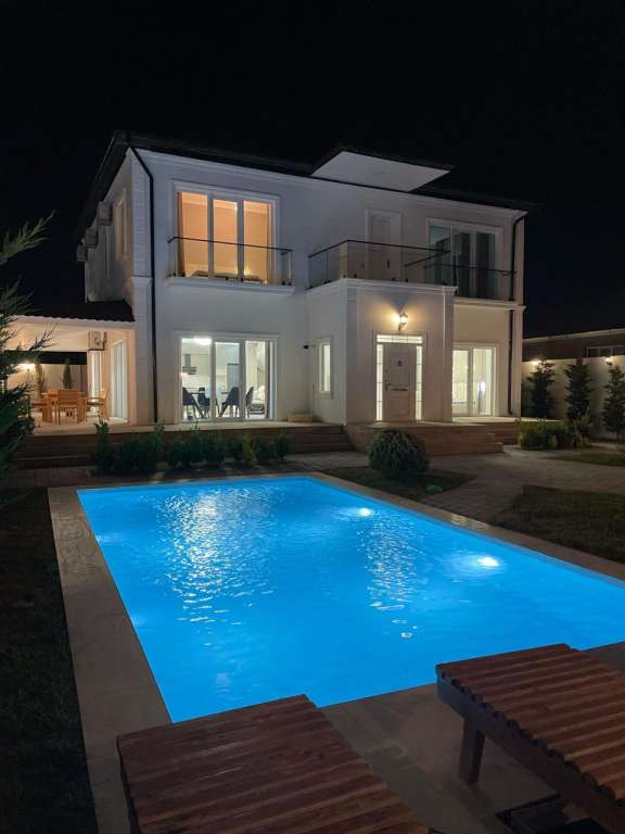 İsmayıllı İsmayıllı, Azerbaycan günlük kirayə Həyət evi / Villa 280 AZN-a 6 otaqlı