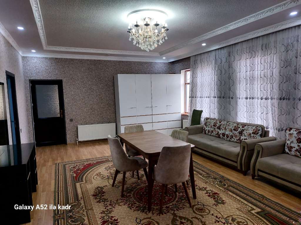 İsmayıllı İsmayıllı, Azerbaycan günlük kirayə Həyət evi / Villa 200 AZN-a 4 otaqlı