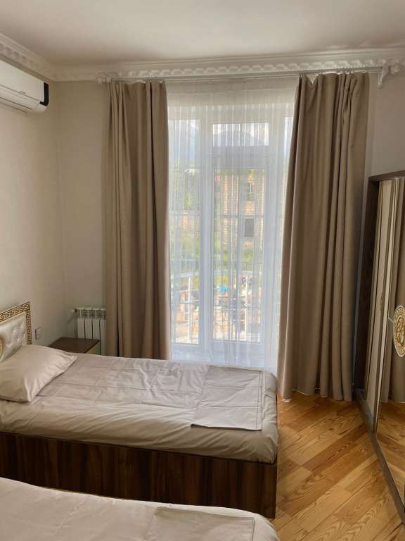 Qəbələ Qəbələ, Azerbaycan günlük kirayə Həyət evi / Villa 200 AZN-a 5 otaqlı