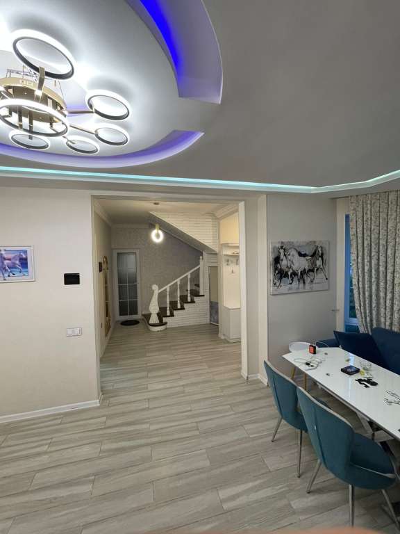 Qəbələ Qəbələ, Azerbaycan günlük kirayə Həyət evi / Villa 200 AZN-a 5 otaqlı