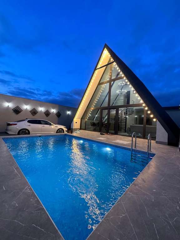 Qəbələ Qəbələ, Azerbaycan Azərbaycanda günlük kirayə Həyət evi / Villa 180 AZN-a 4 otaqlı