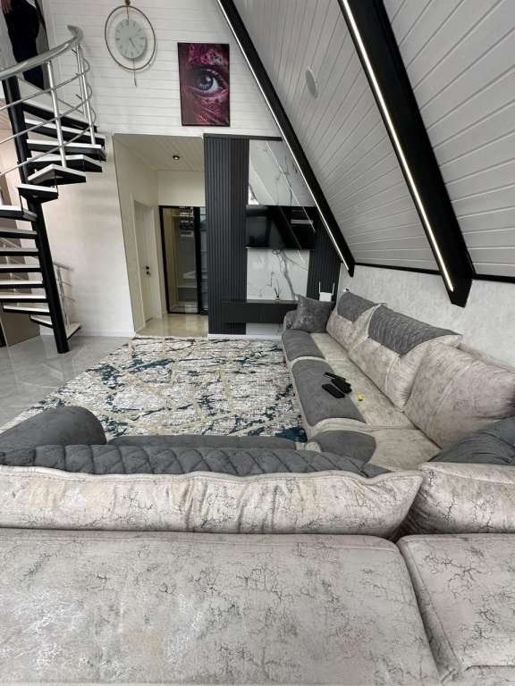 Qəbələ Qəbələ, Azerbaycan günlük kirayə Həyət evi / Villa 180 AZN-a 4 otaqlı