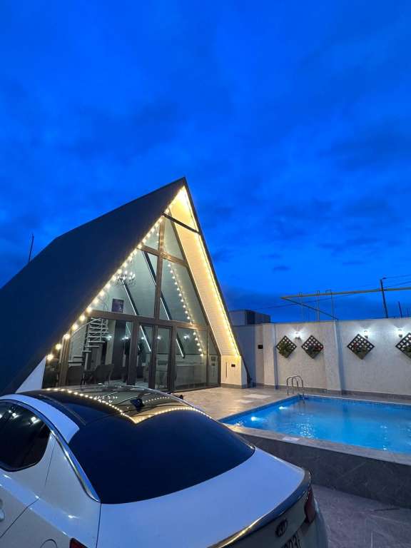 Qəbələ Qəbələ, Azerbaycan günlük kirayə Həyət evi / Villa 180 AZN-a 4 otaqlı