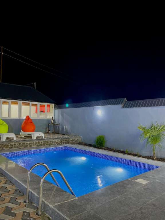 Qəbələ Qəbələ, Azerbaycan günlük kirayə Həyət evi / Villa 160 AZN-a 3 otaqlı