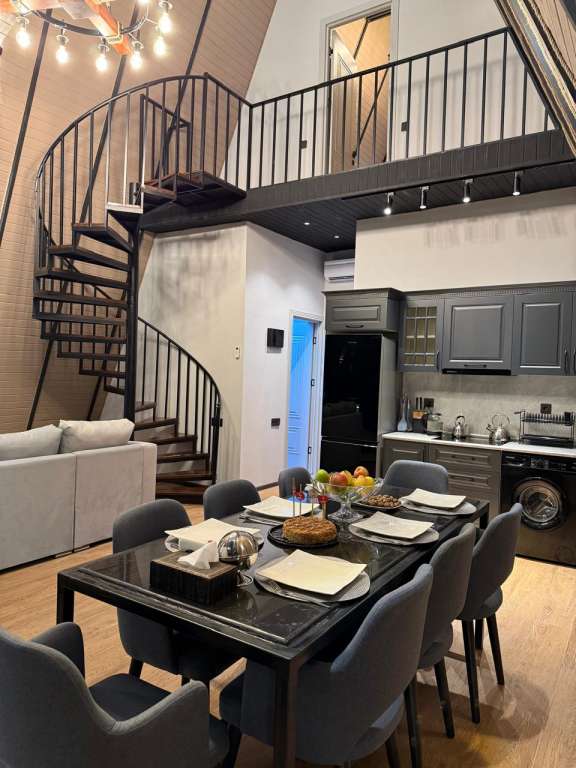 Qəbələ Qəbələ, Azerbaycan günlük kirayə Həyət evi / Villa 200 AZN-a 4 otaqlı