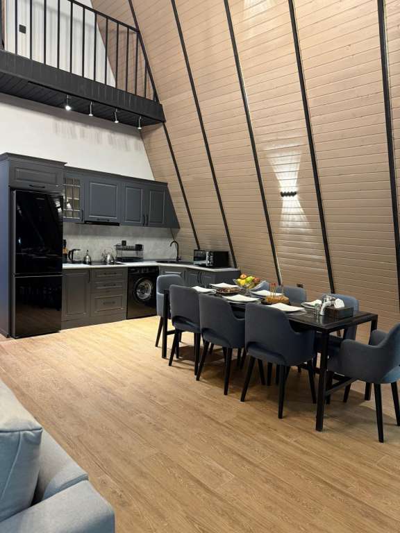 Qəbələ Qəbələ, Azerbaycan günlük kirayə Həyət evi / Villa 200 AZN-a 4 otaqlı