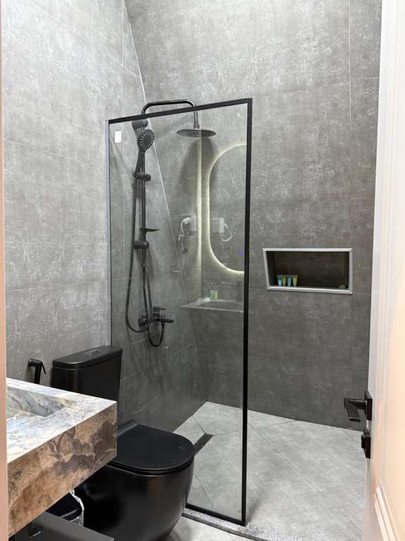 Qəbələ Qəbələ, Azerbaycan günlük kirayə Həyət evi / Villa 200 AZN-a 4 otaqlı