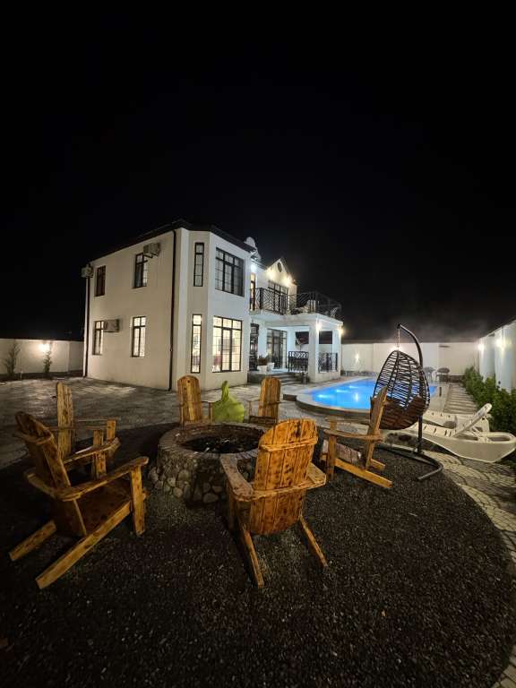 Qəbələ Qəbələ, Azerbaycan günlük kirayə Həyət evi / Villa 290 AZN-a 1 otaqlı