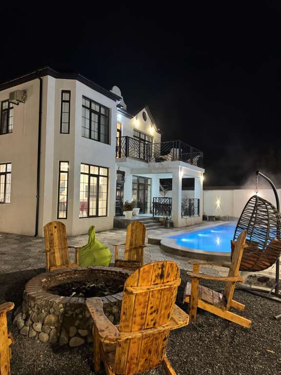 Qəbələ Qəbələ, Azerbaycan Azərbaycanda günlük kirayə Həyət evi / Villa 290 AZN-a 1 otaqlı