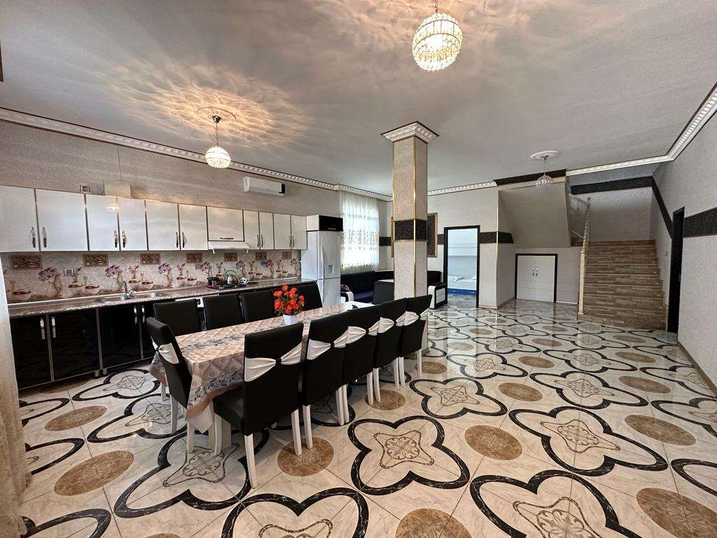 Qəbələ Qəbələ, Azerbaycan günlük kirayə Həyət evi / Villa 300 AZN-a 8 otaqlı