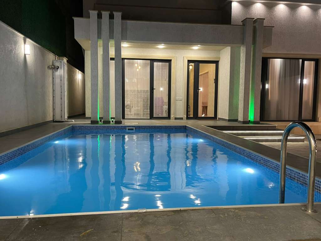 Qəbələ Qəbələ, Azerbaycan Azərbaycanda günlük kirayə Həyət evi / Villa 160 AZN-a 4 otaqlı