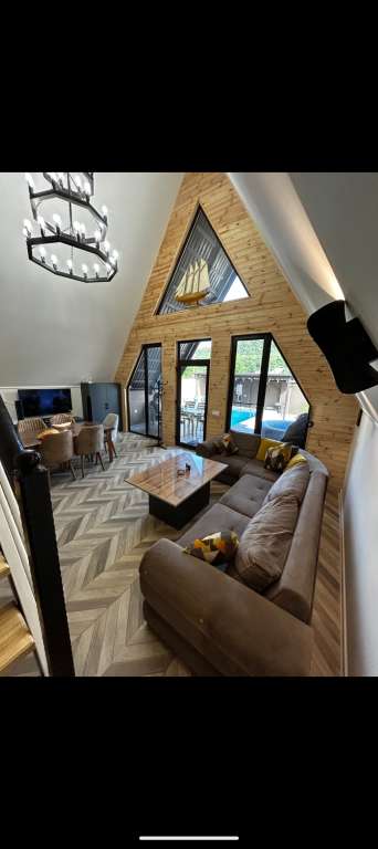 Quba Helios Quba Qələdüz, Qələdüz, Azərbaycan günlük kirayə A-Frame 230 AZN-a 3 otaqlı