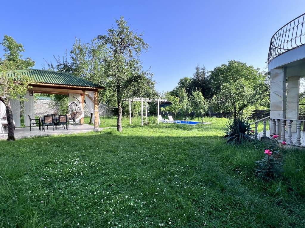 Qəbələ Gabala Mountain View Villa, Gebele, Azerbaijan günlük kirayə Həyət evi / Villa 130 AZN-a 5 otaqlı