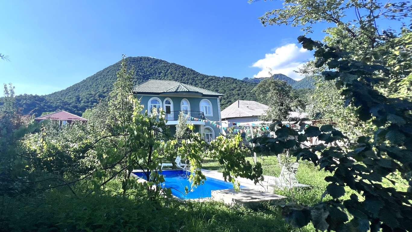 Qəbələ Gabala Mountain View Villa, Gebele, Azerbaijan günlük kirayə Həyət evi / Villa 130 AZN-a 5 otaqlı