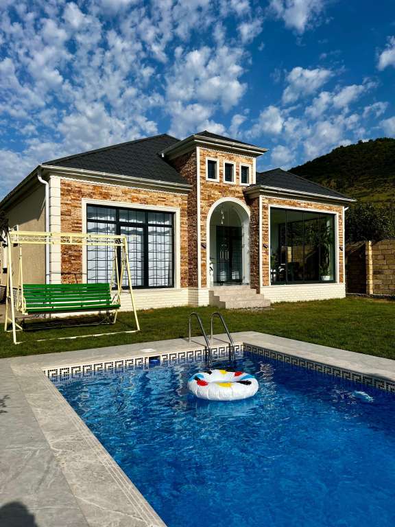 İsmayıllı İsmayıllı, Azerbaycan günlük kirayə Həyət evi / Villa 200 AZN-a 4 otaqlı