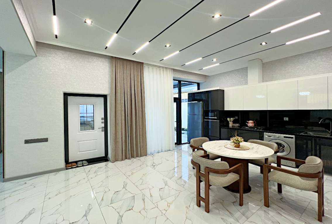 Qəbələ 9 Cəfər Cabbarlı, Qəbələ, Azərbaycan günlük kirayə Həyət evi / Villa 250 AZN-a 7 otaqlı