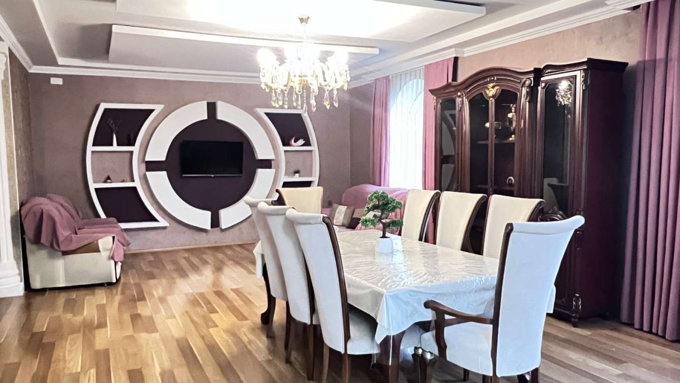 Qəbələ XRRW+WJP, Kebele, Azerbaycan günlük kirayə Həyət evi / Villa 140 AZN-a 5 otaqlı